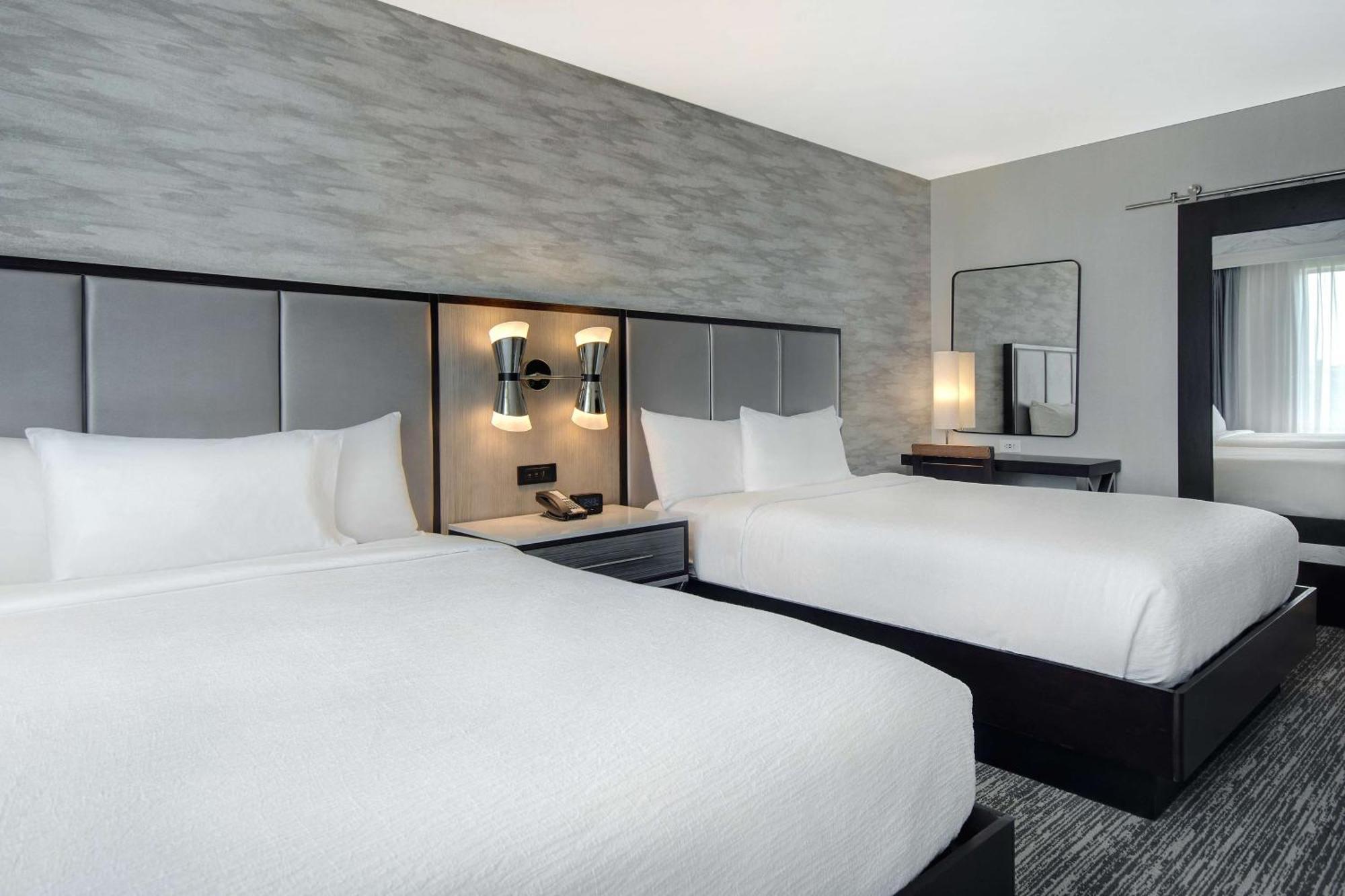 Embassy Suites By Hilton Alpharetta Halcyon Esterno foto