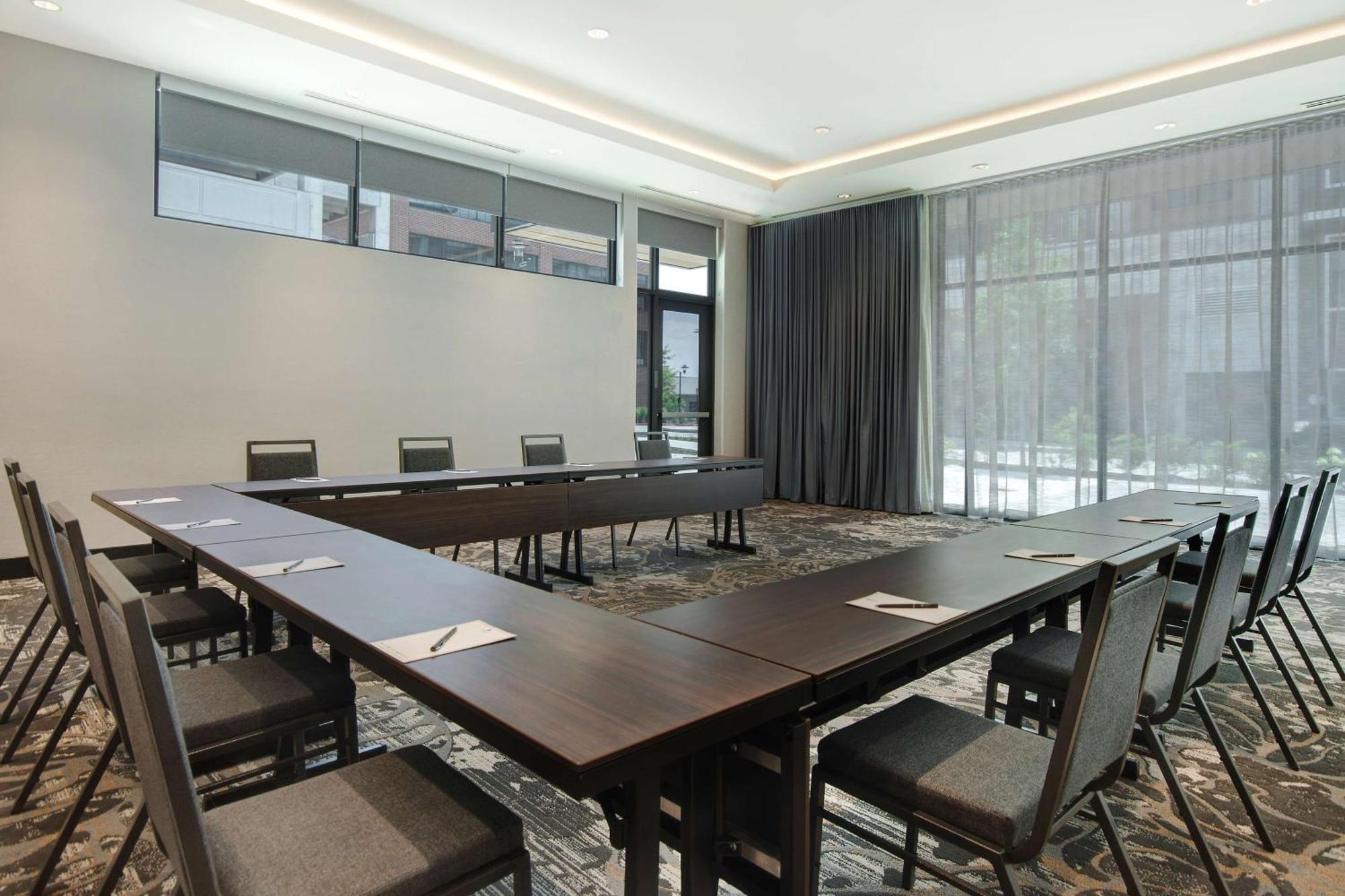 Embassy Suites By Hilton Alpharetta Halcyon Esterno foto