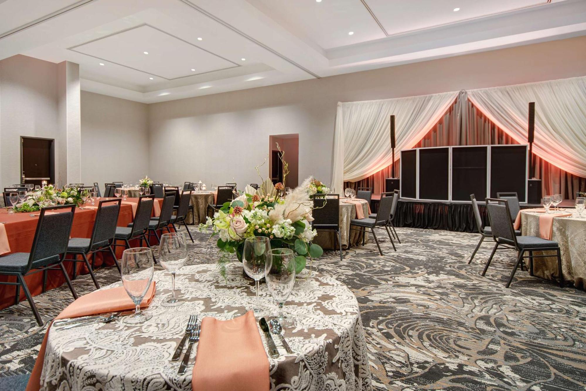Embassy Suites By Hilton Alpharetta Halcyon Esterno foto